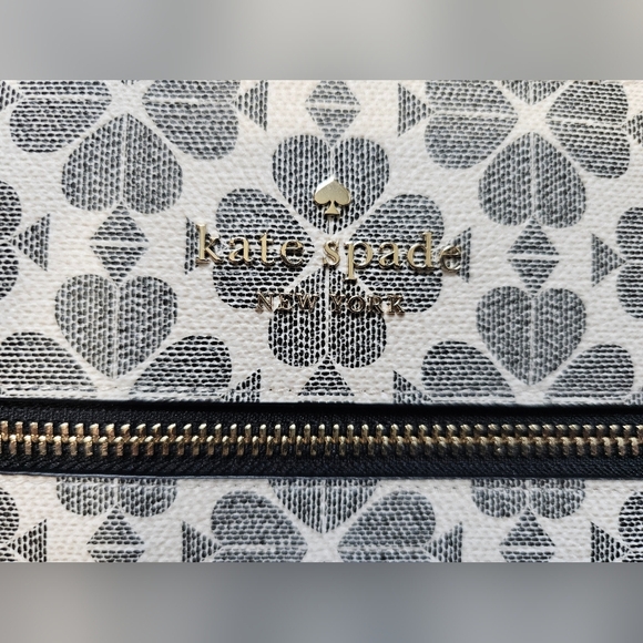 Kate Spade NY Black and White Spade Floral Crossbody Bag, Silver Hardware, New! - Picture 2 of 9
